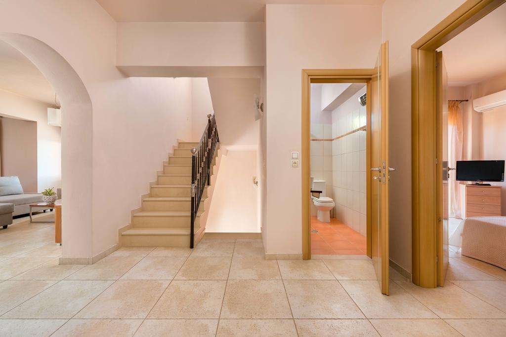 Marysol Luxury Villa Gennadi Eksteriør billede